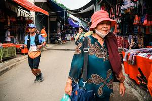 BIB: 
                            <button type="button" onclick="openModal(25510265)" class="btn btn-primary btn-sm float-right btn-popup" data-toggle="modal" data-target=".modal-high-quality">
                        <i class="fas fa-shopping-cart"></i> Add to Cart
                    </button>
                                            <button type="button" onclick="isThisMe(25510265, true)" class="btn btn-success btn-sm float-right btn-popup btn-isme hidden" data-toggle="tooltip" data-placement="bottom" title="นี่คือรูปของคุณใช่ไหม คลิกที่นี่เพื่อเอาเข้าอัลบั้ม">
                        <i class="fas fa-plus"></i> Add to album
                    </button>
                    <button type="button" onclick="isThisMe(25510265, false)" class="btn btn-warning btn-sm float-right btn-popup btn-isnotme hidden">
                        <i class="fas fa-ban"></i> Remove from album
                    </button>